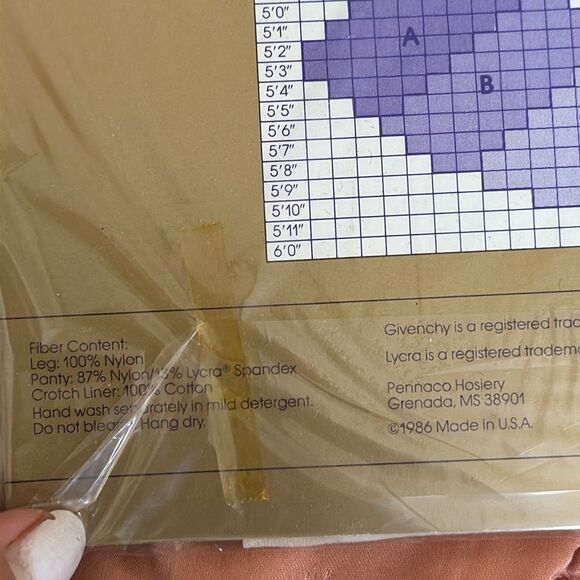 Vtg  1986 new in packaging Givenchy stretch ultra sheer pantyhose control top - Picture 7 of 7